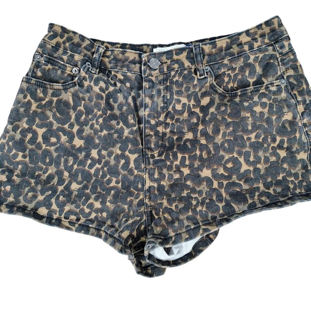 Project Rebel Womens SZ 11 Leopard Print Denim Shorts Brown Grunge Indie Sleaze